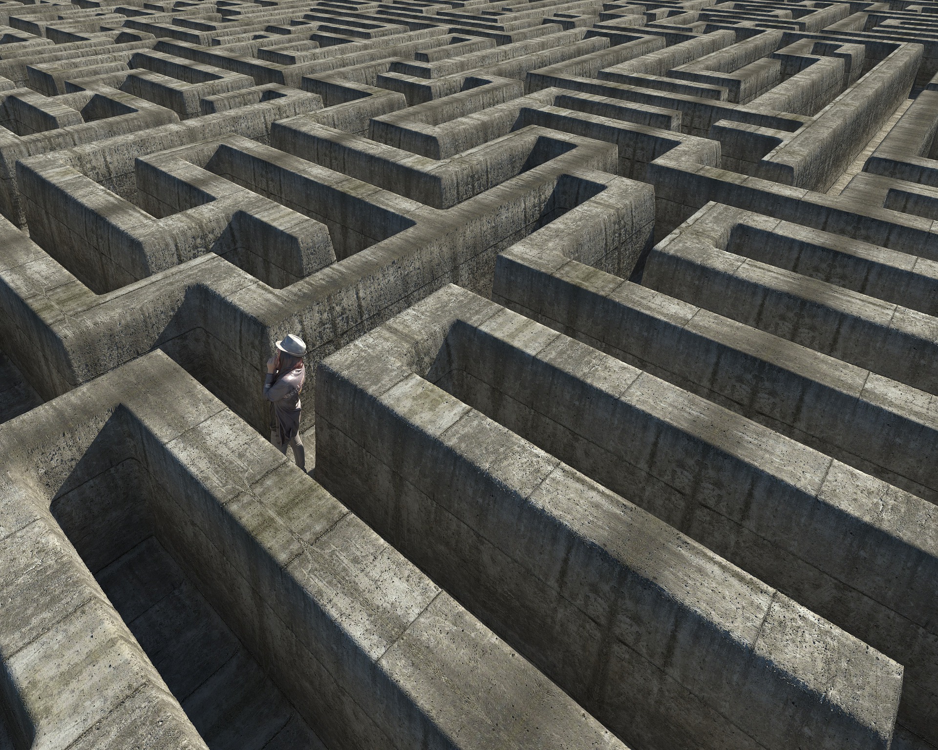 labyrinth-4300600_1920